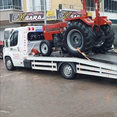 gidilen yolda sıkıntı yok.kahpelik hariç her yükü cekeriz.not... müsterimiz yagışta ıslanmasın..
